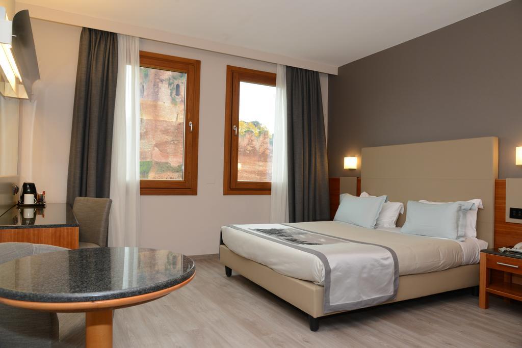 Albergo Roma, BW Signature Collection Castelfranco Veneto Exteriér fotografie